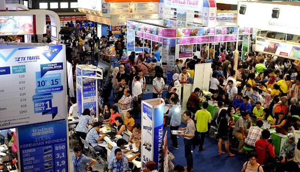 Image from: http://en.tempo.co/read/news/2014/11/14/056621964/Garuda-Indonesia-BNI-Held-Travel-Exhibition-Event